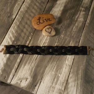 NWOT LEATHER BRAIDED CHOKER